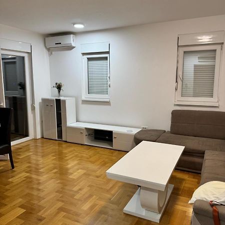 Apartment Budva Luaran gambar